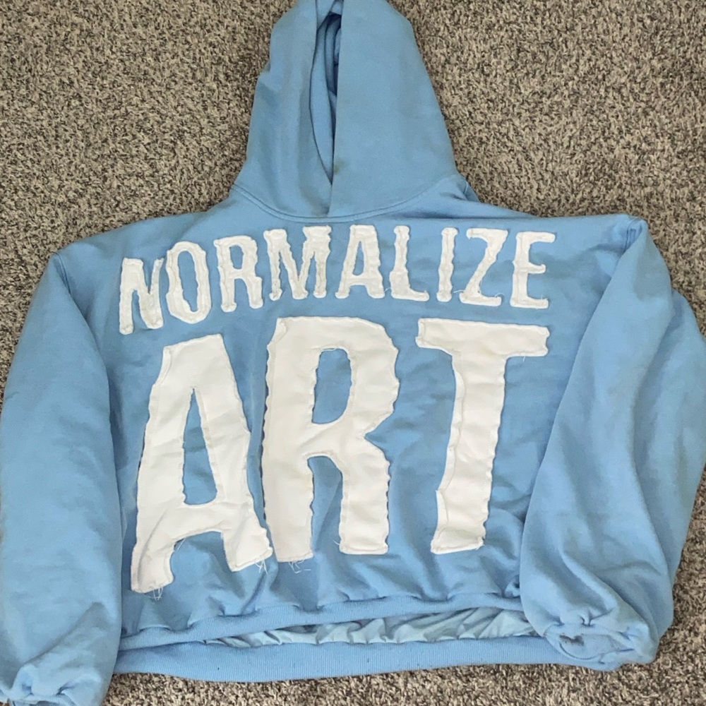 ‘Normalize Art’ Hoodie Blue and White